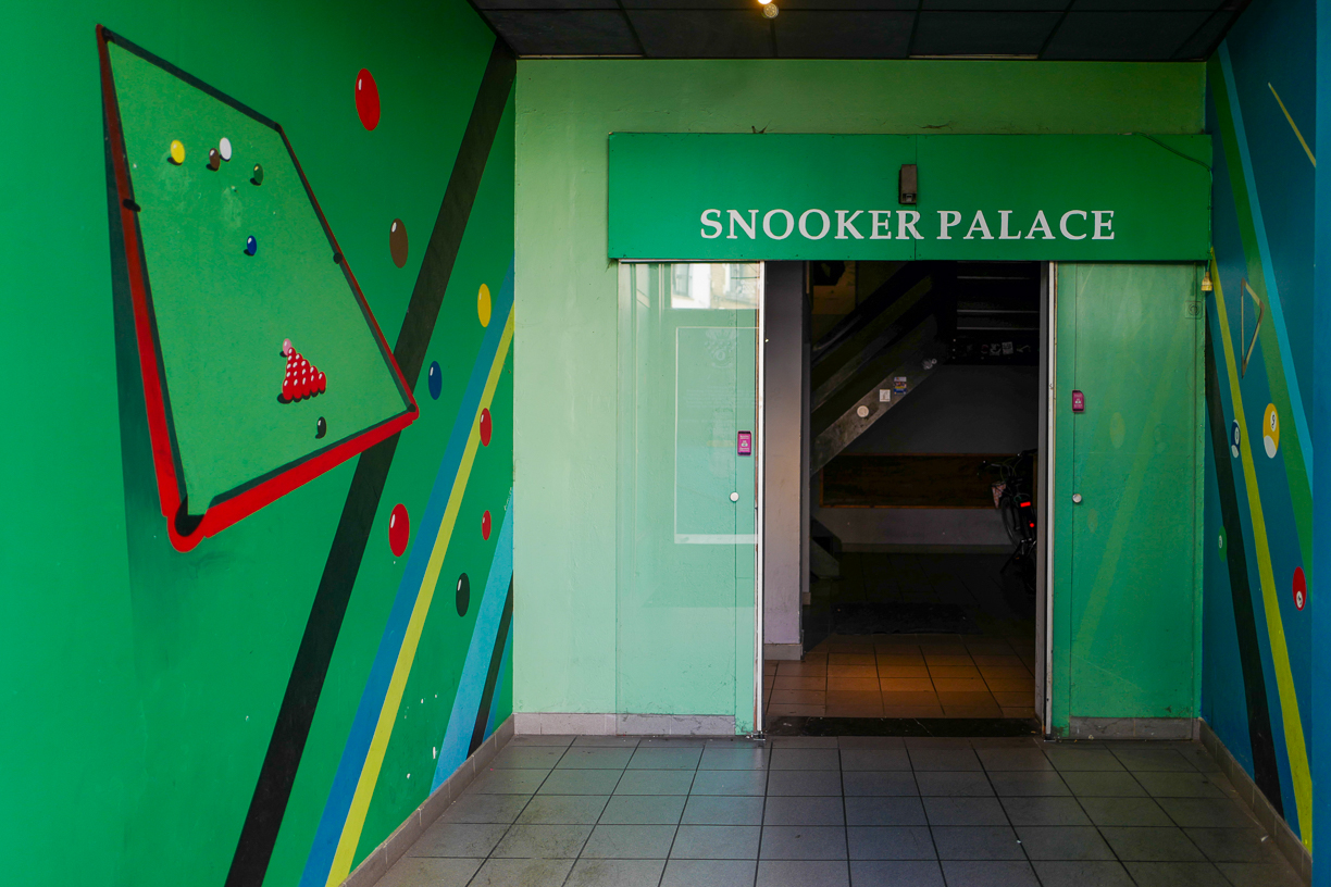 Snooker palace.