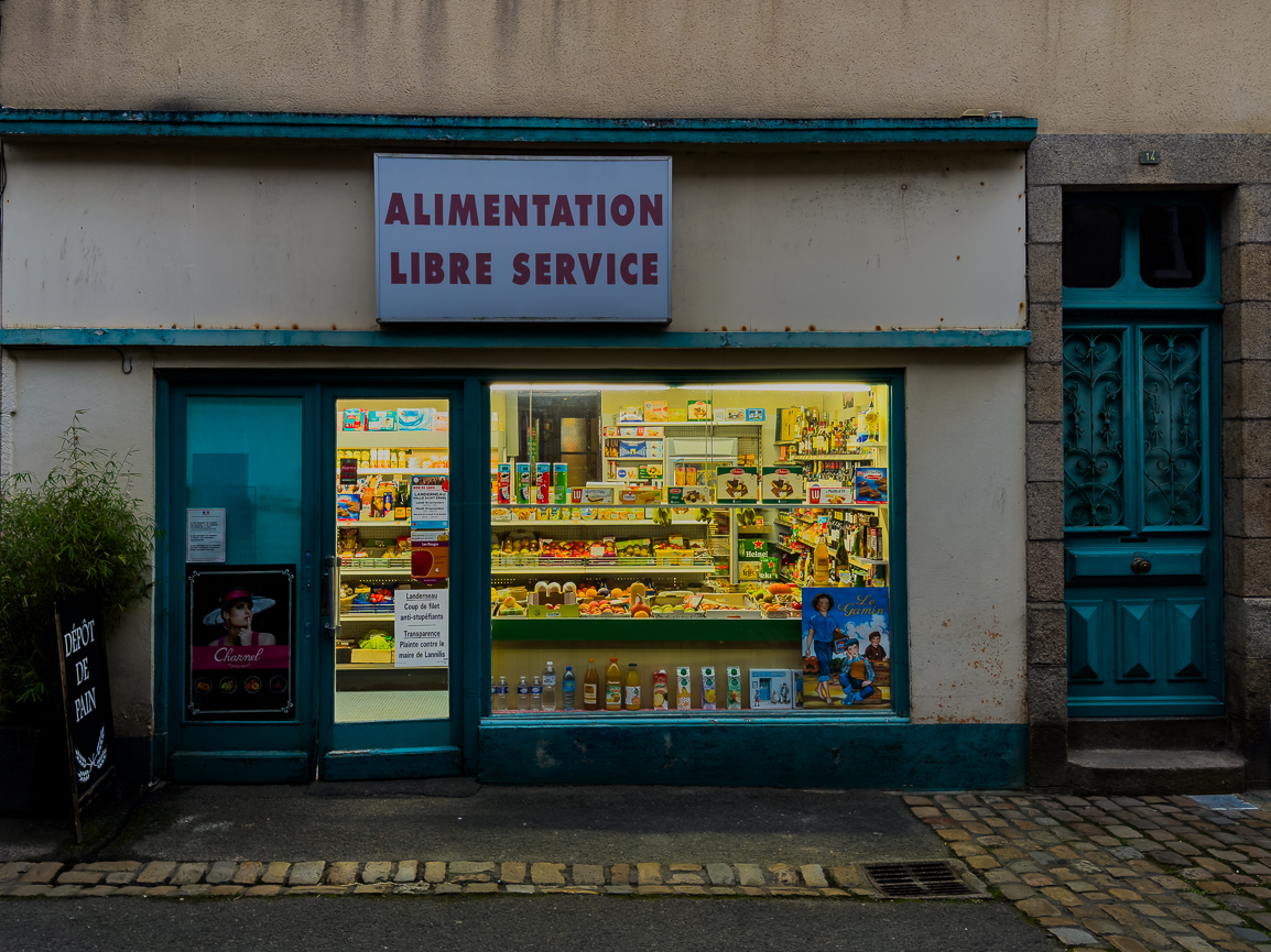 Alimentation, libre service. 