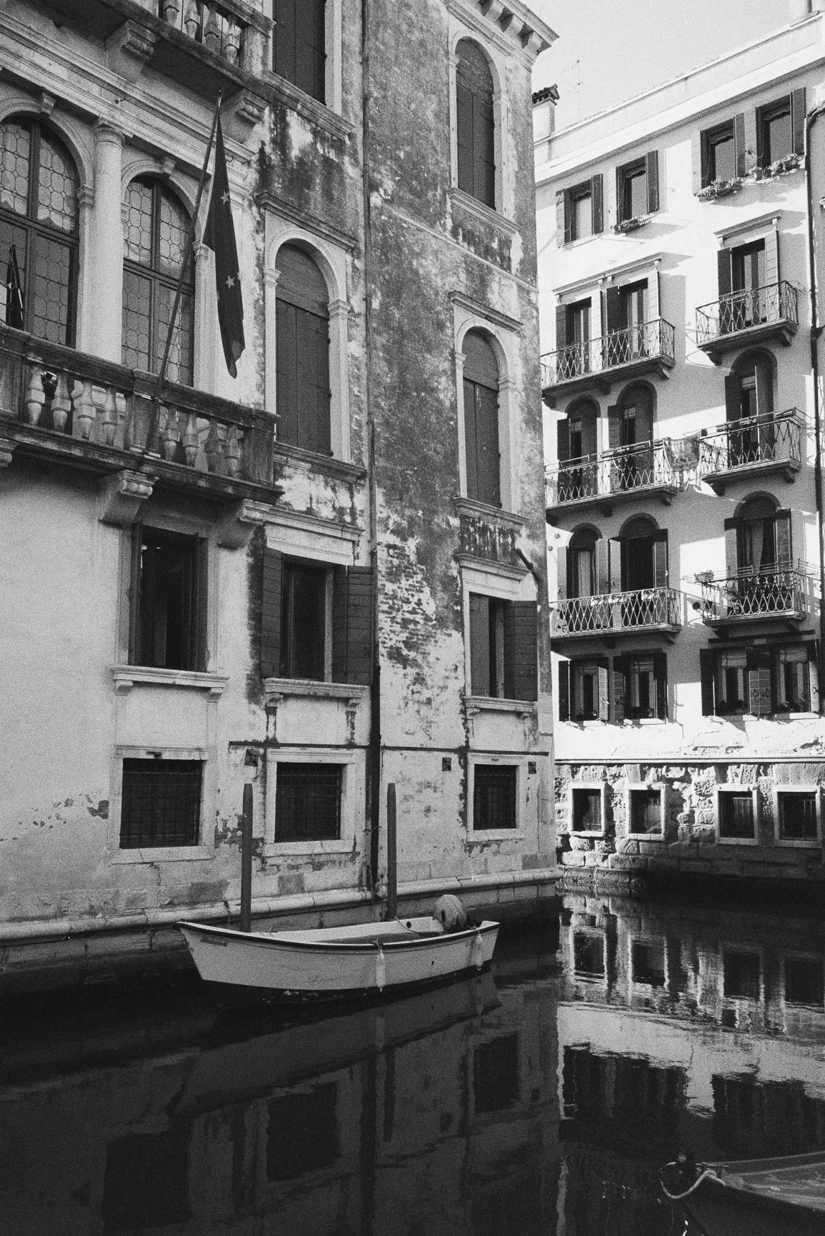 Canal. 
